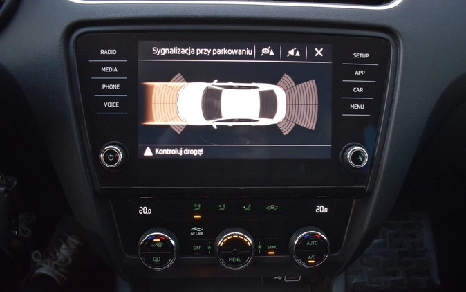 Skoda Octavia cena 55900 przebieg: 107197, rok produkcji 2019 z Poznań małe 704